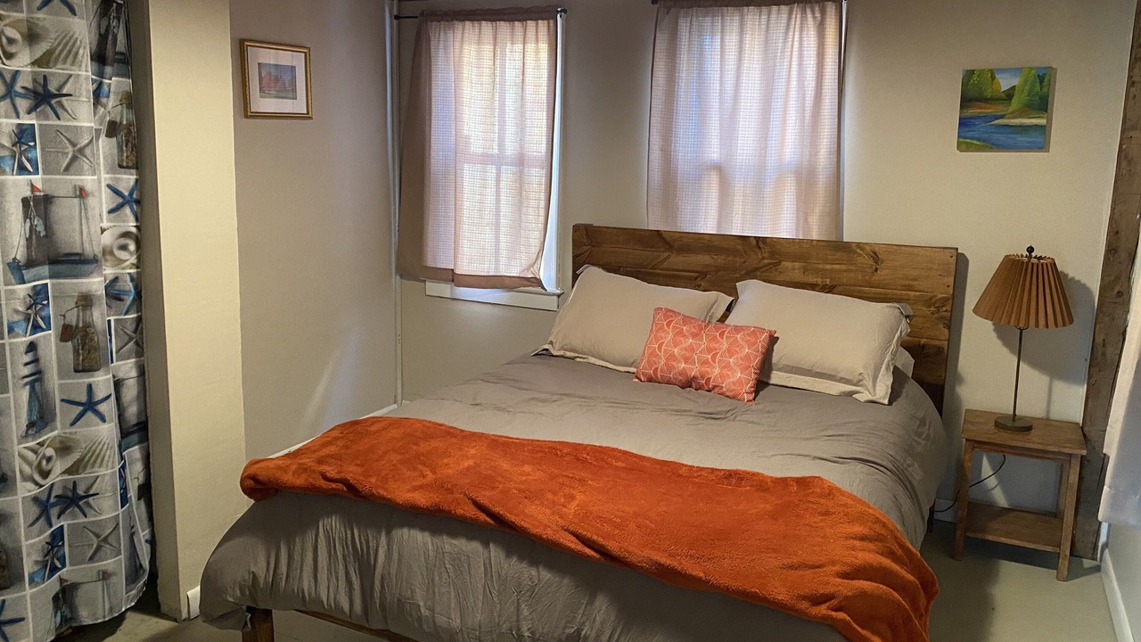 Photo of Bedroom in East Burke