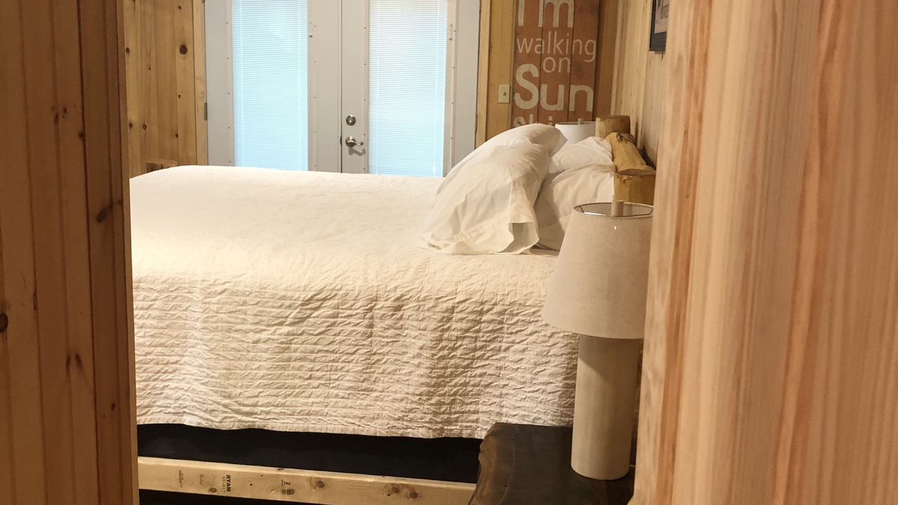 Photo of Bedroom in Mount Nebo