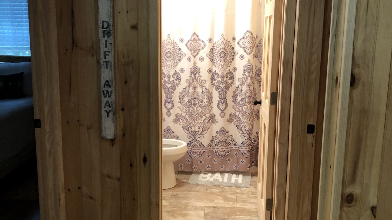 Photo of Bathroom in Mount Nebo