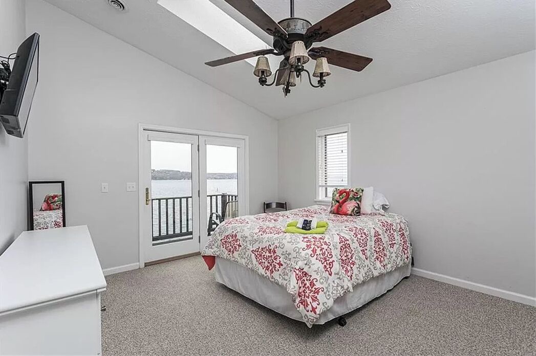 Photo of Bedroom in Rushville