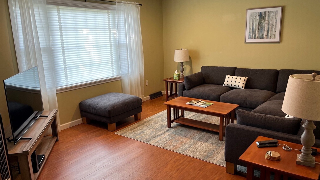 Photo of Livingroom in Manchester Center