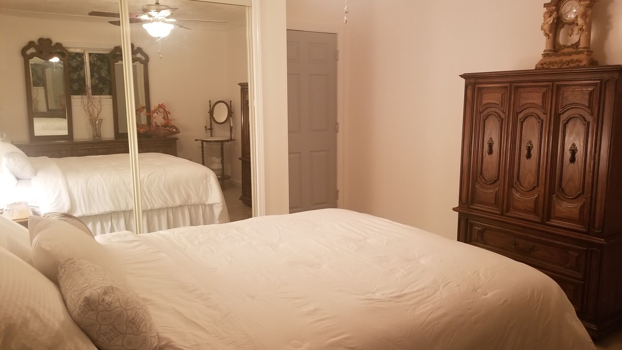 Photo of Bedroom in Hamlin