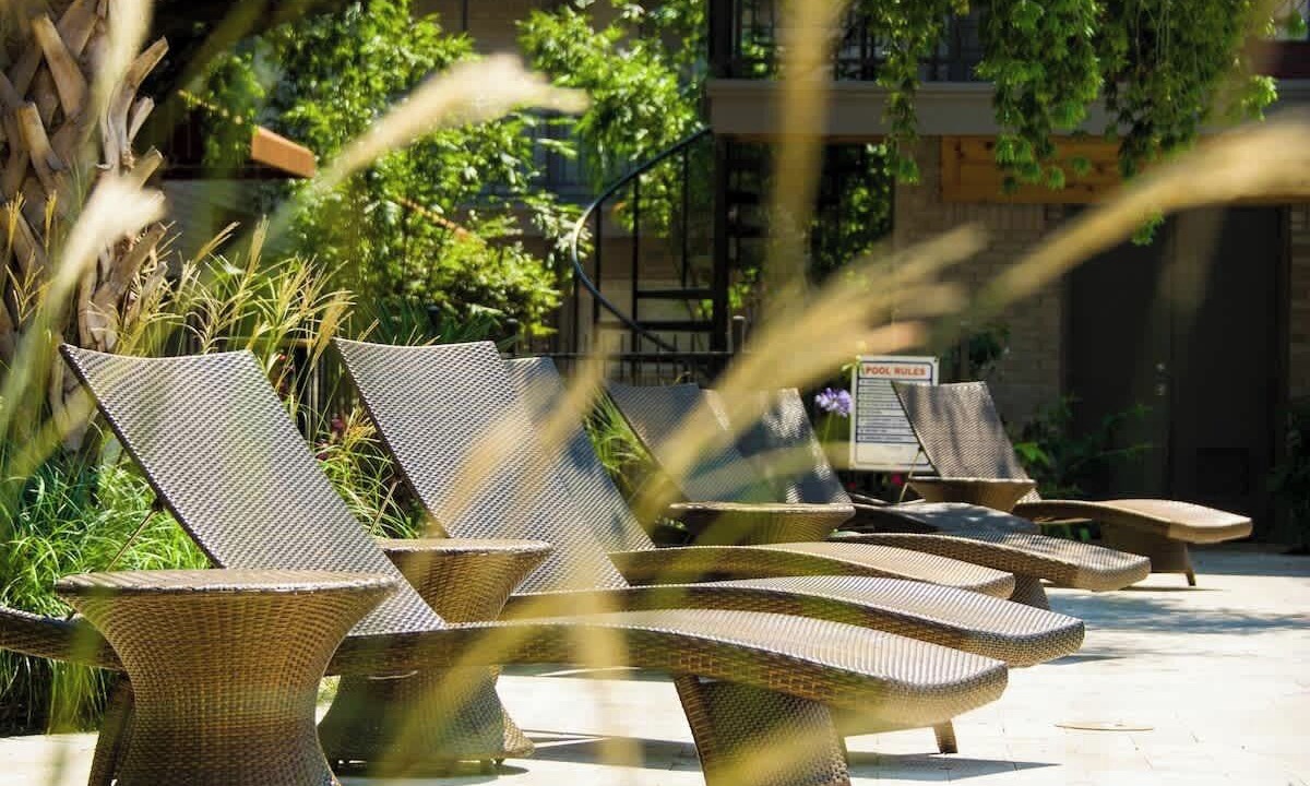 Photo of Outdoor in Uptown
