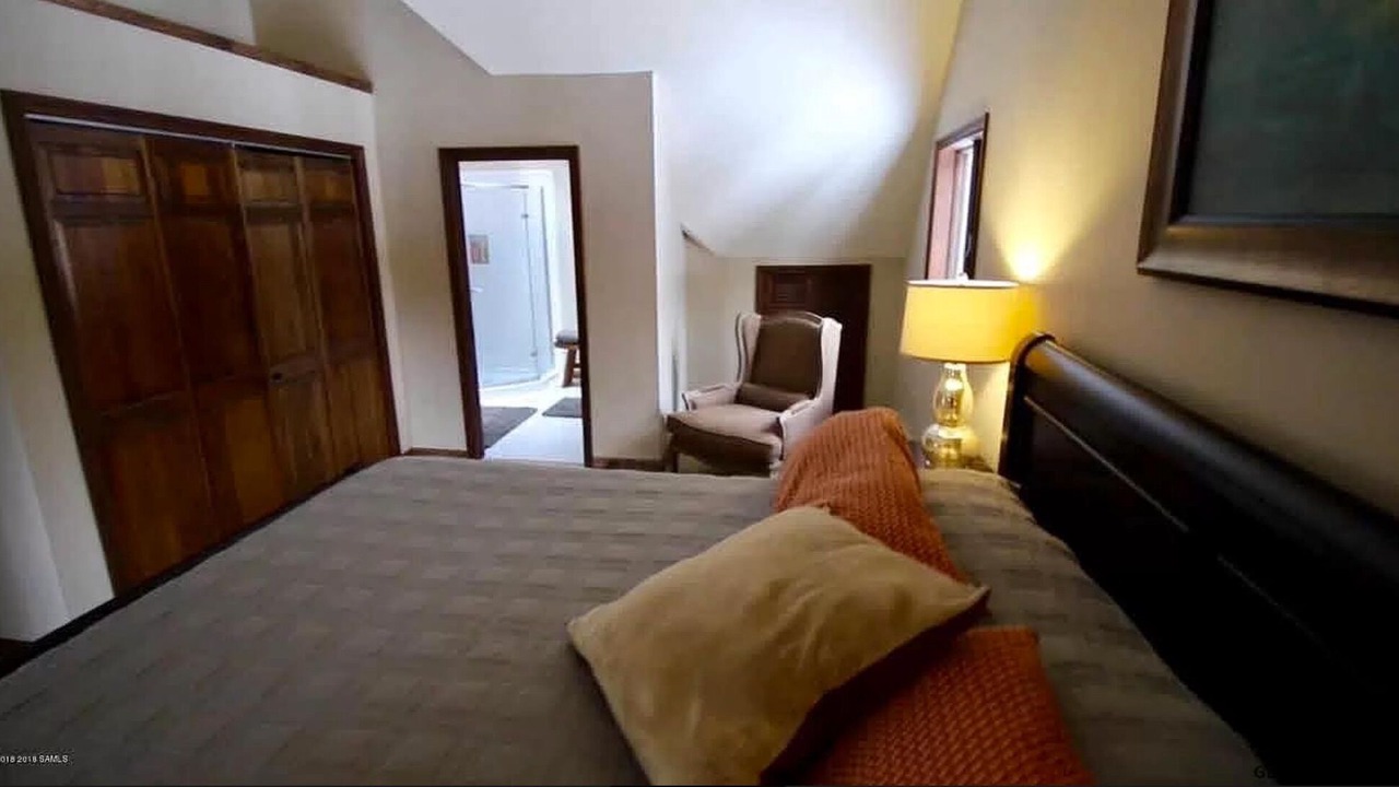 Photo of Bedroom in The Glen