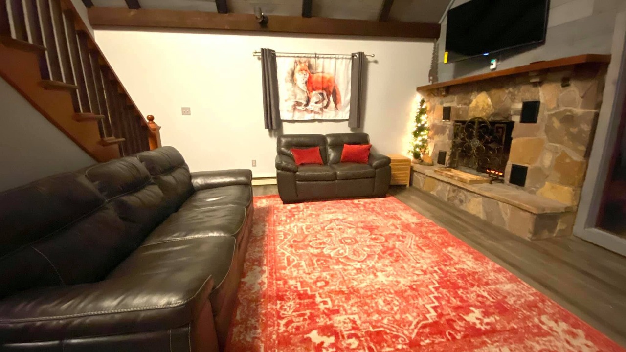 Photo of Livingroom in Alpine Lake