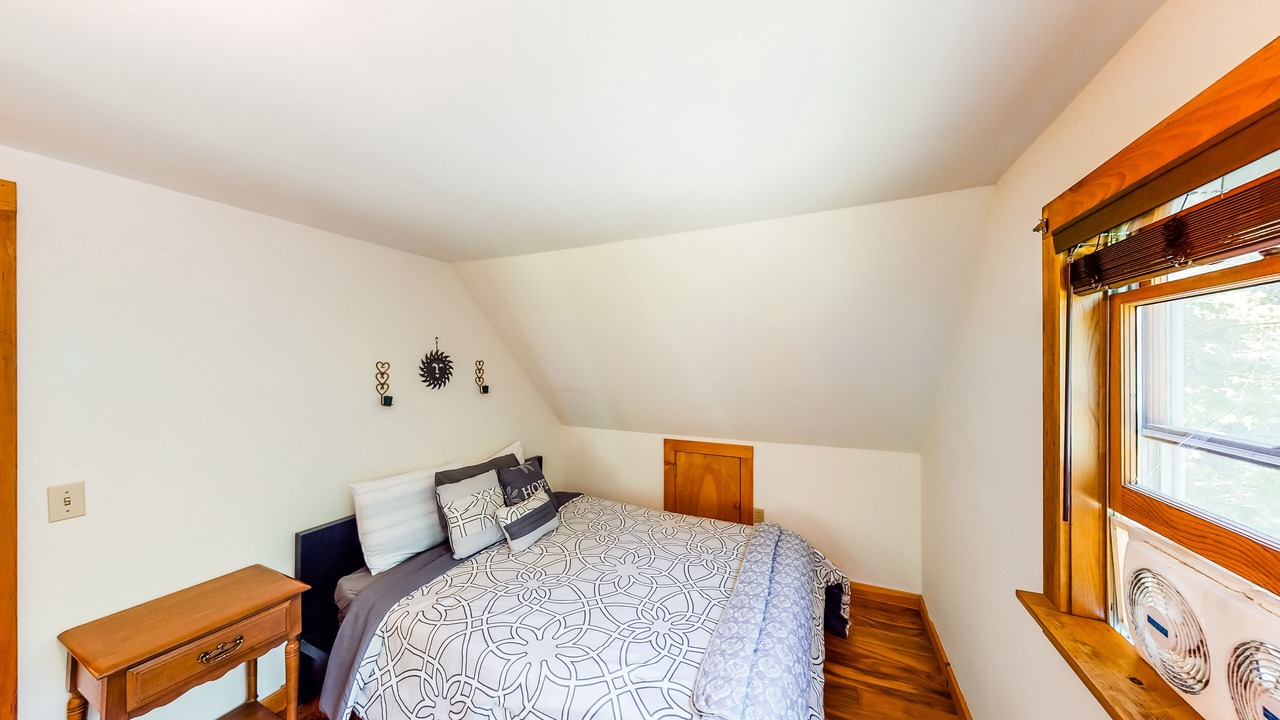 Photo of Bedroom in Green Mountains