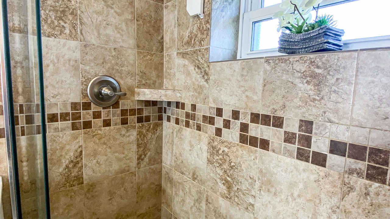 Photo of Bathroom in Oak Harbor