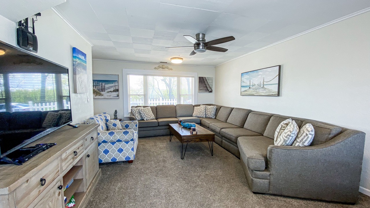 Photo of Livingroom in Oak Harbor