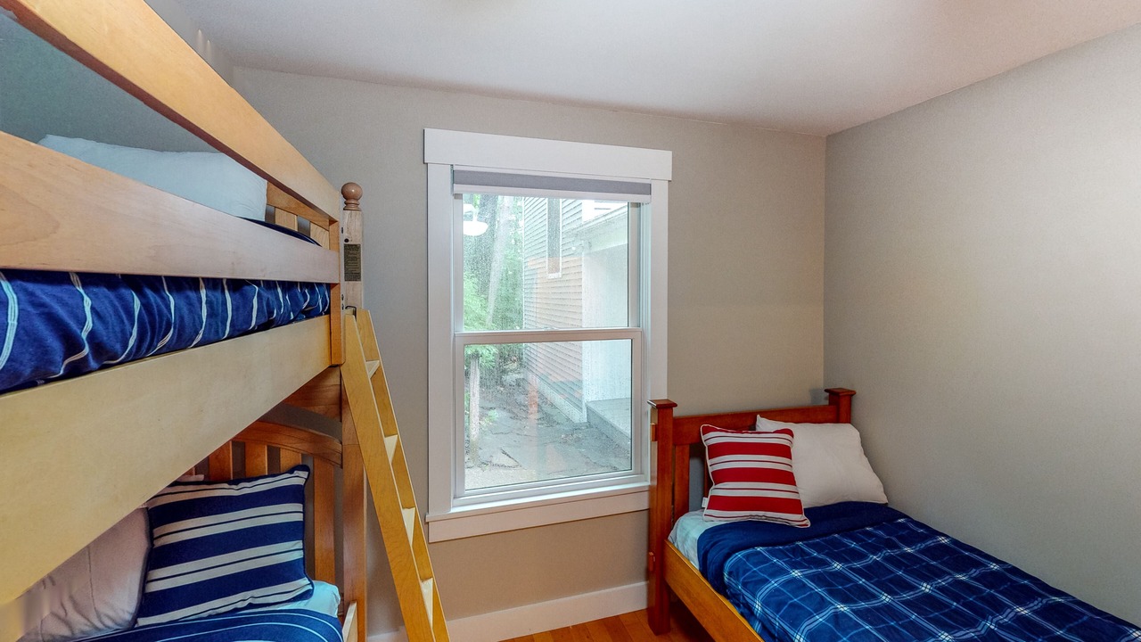 Photo of Bedroom in Malletts Bay