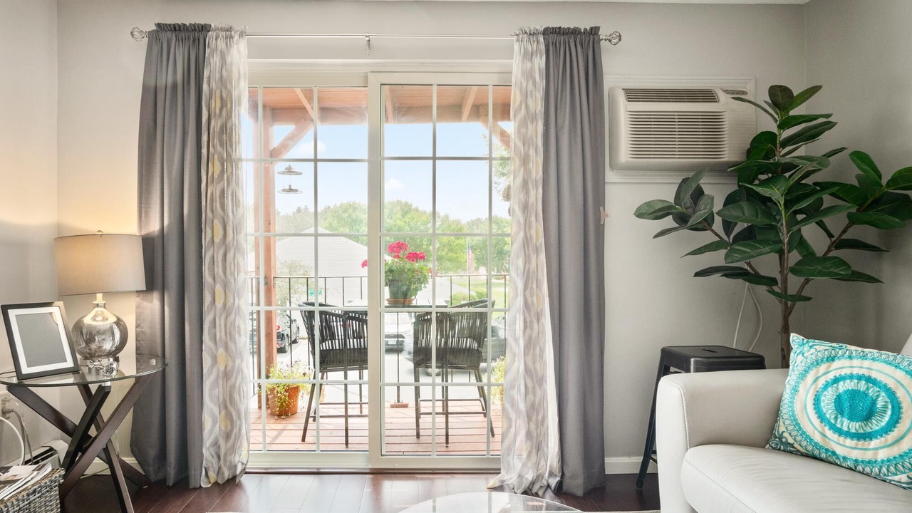Photo of Livingroom in Portsmouth