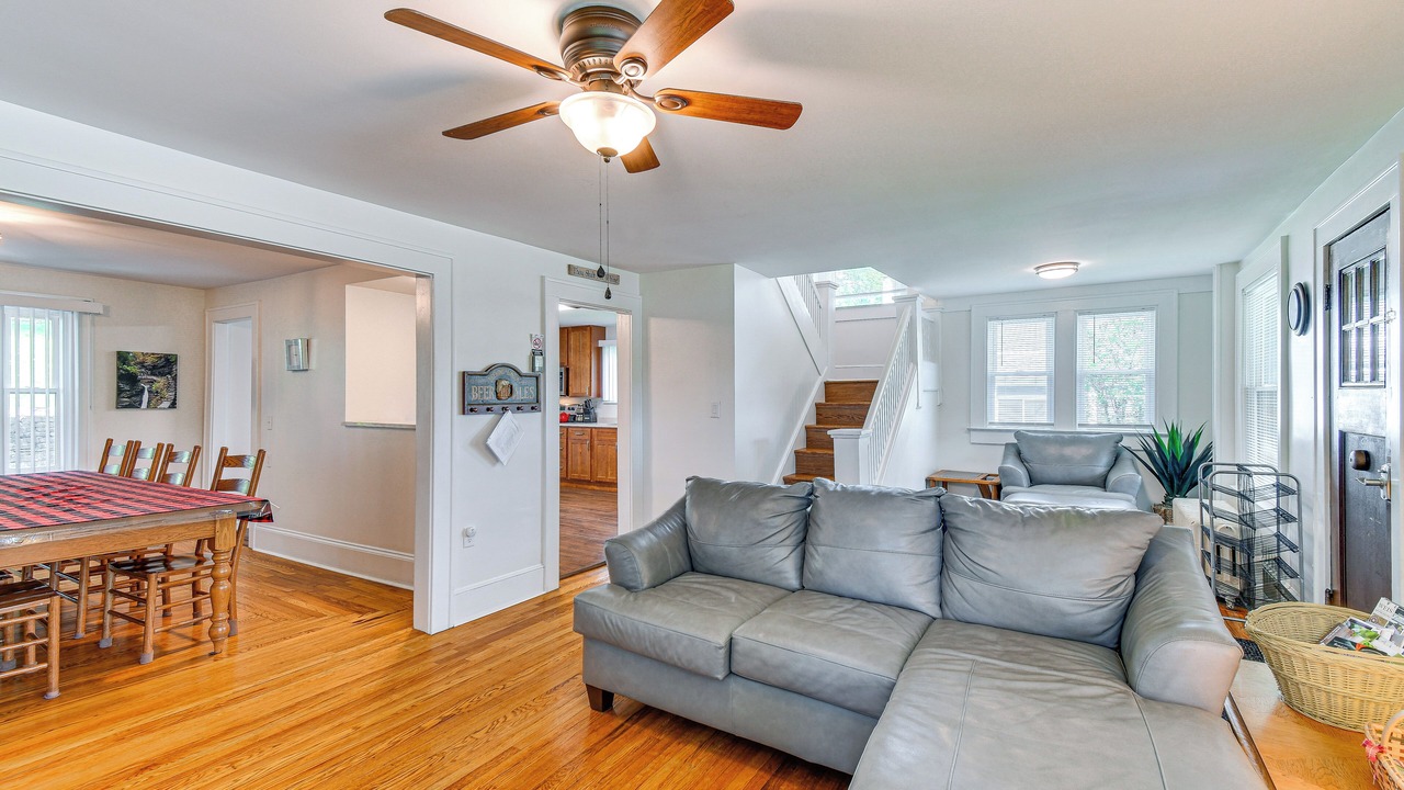 Photo of Livingroom in Montour Falls