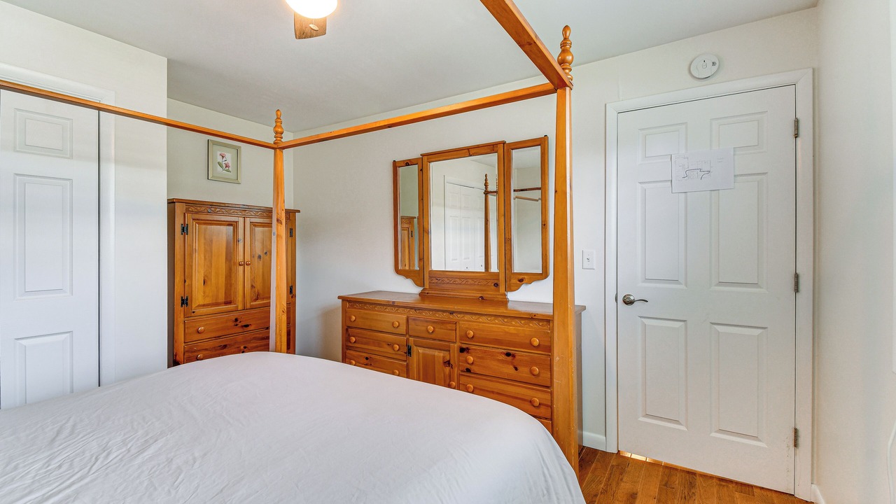 Photo of Bedroom in Montour Falls
