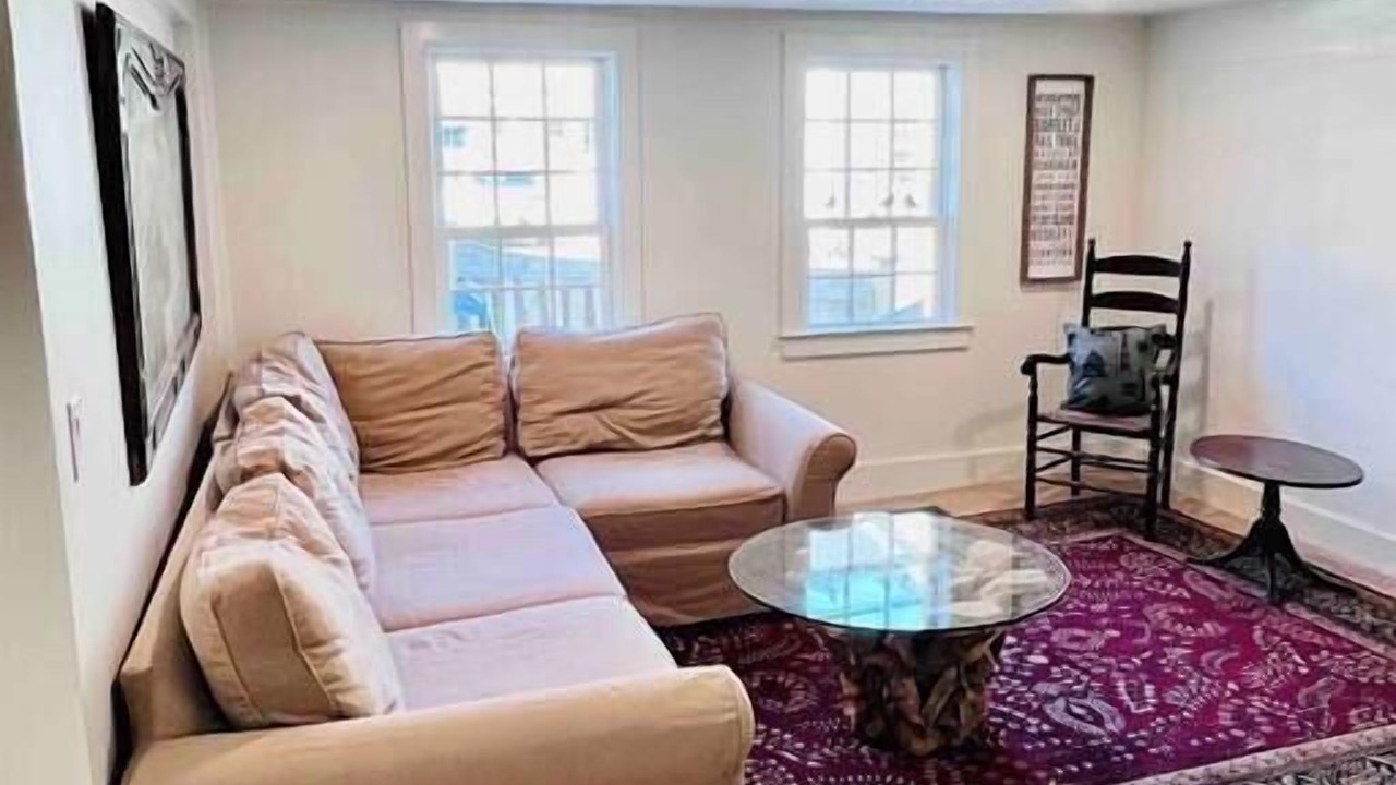 Photo of Livingroom in Newburyport
