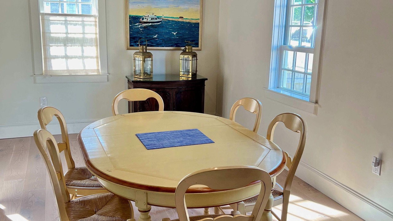 Photo of Bedroom in Newburyport