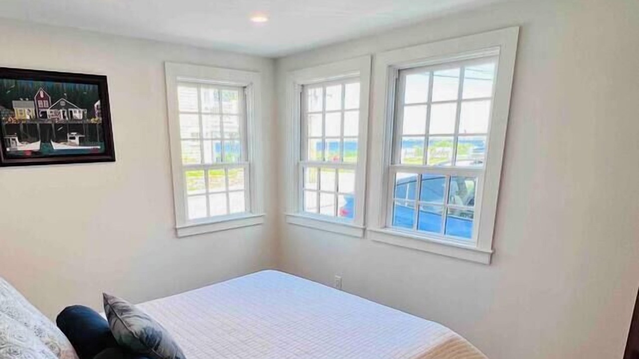 Photo of Bedroom in Newburyport