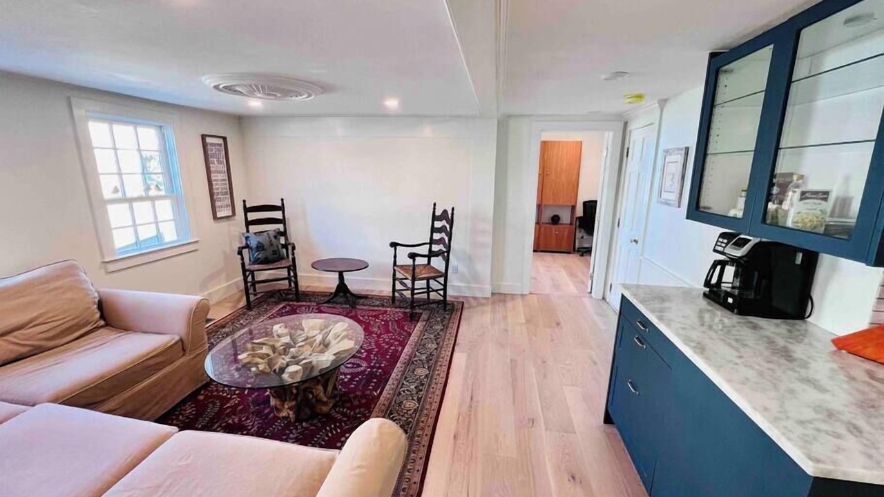 Photo of Livingroom in Newburyport