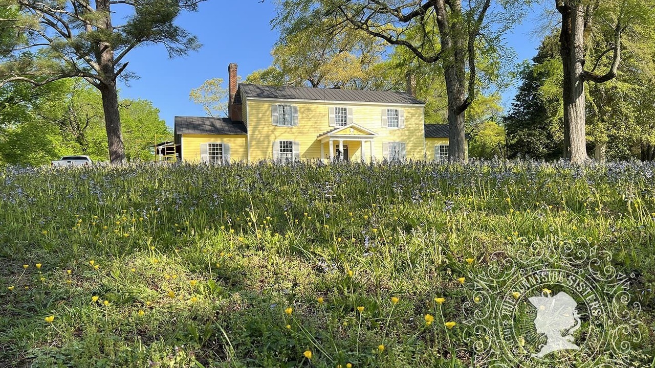 Photo of Outdoor in Clarksville
