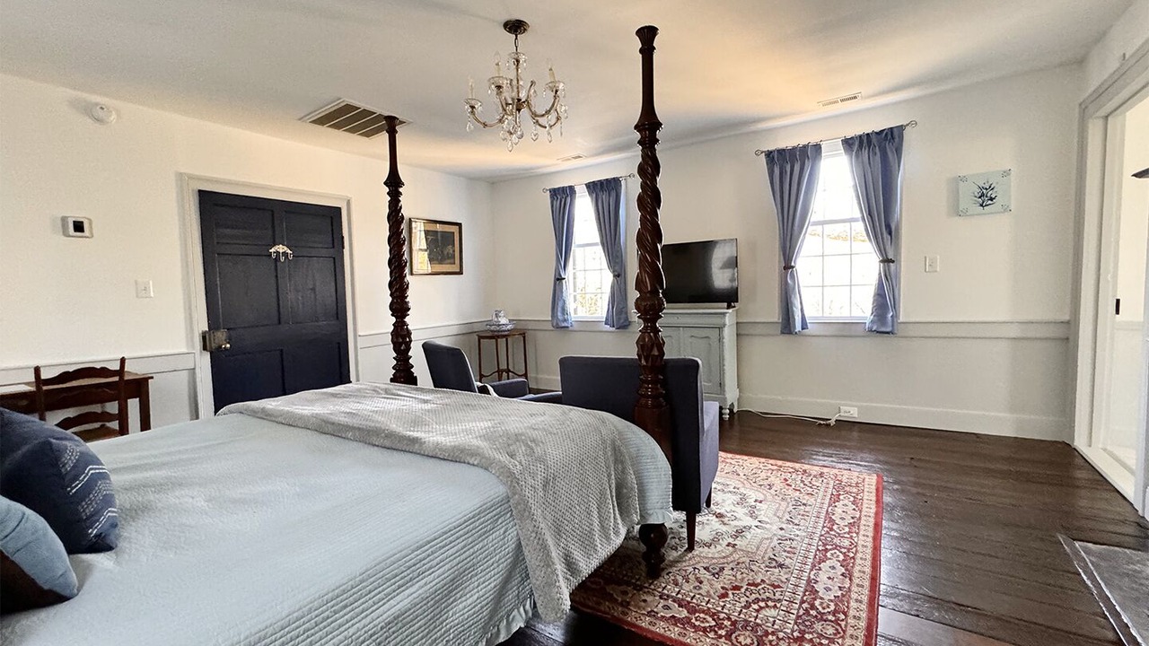 Photo of Bedroom in Clarksville