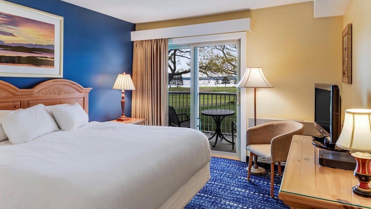 Photo of Bedroom in Glen Cove