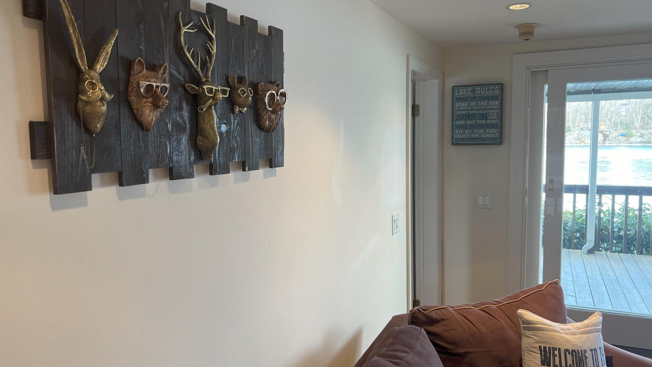Photo of Livingroom in New Fairfield
