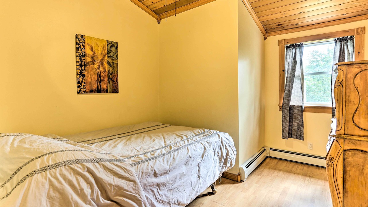 Photo of Bedroom in South Kortright