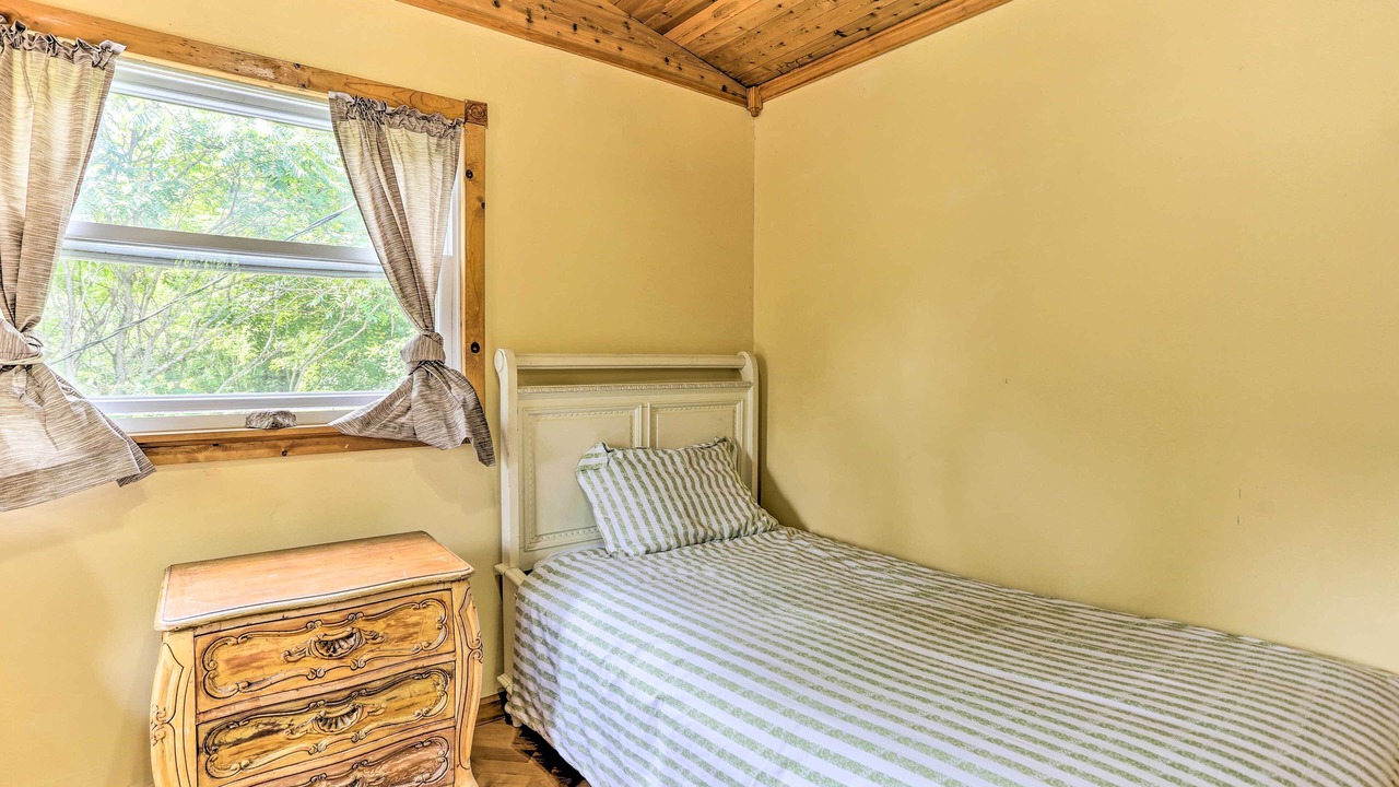 Photo of Bedroom in South Kortright