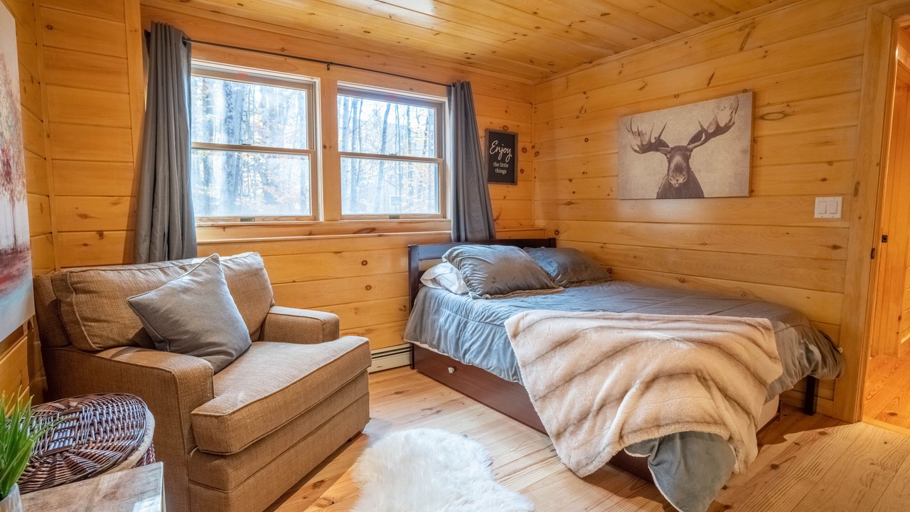Photo of Bedroom in Campton