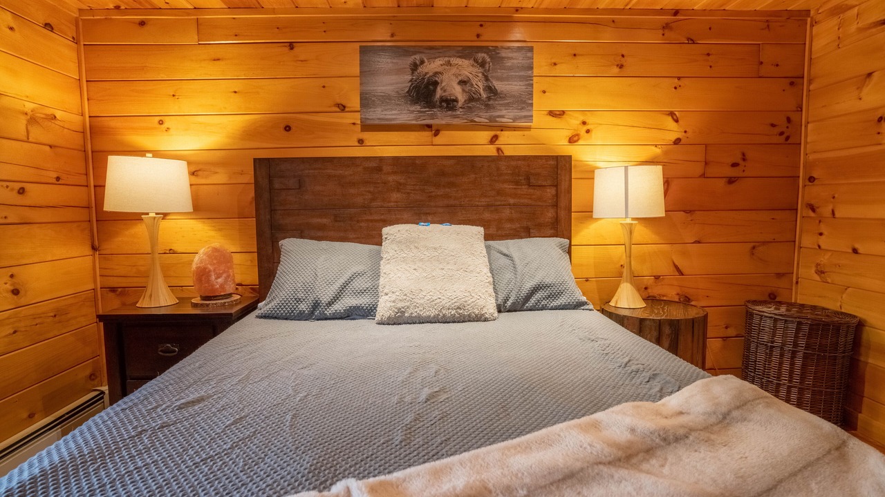 Photo of Bedroom in Campton