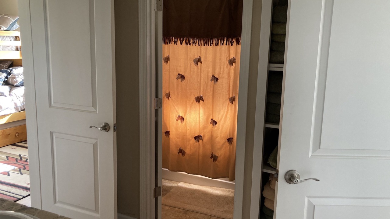 Photo of Bathroom in Chelan