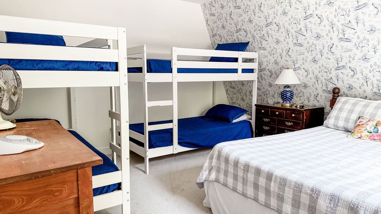 Photo of Bedroom in Sunapee