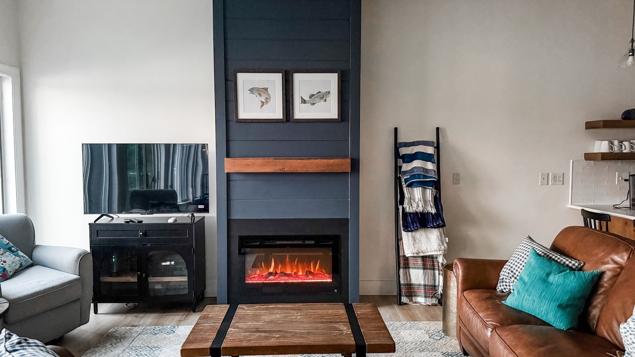 Photo of Livingroom in Sunapee