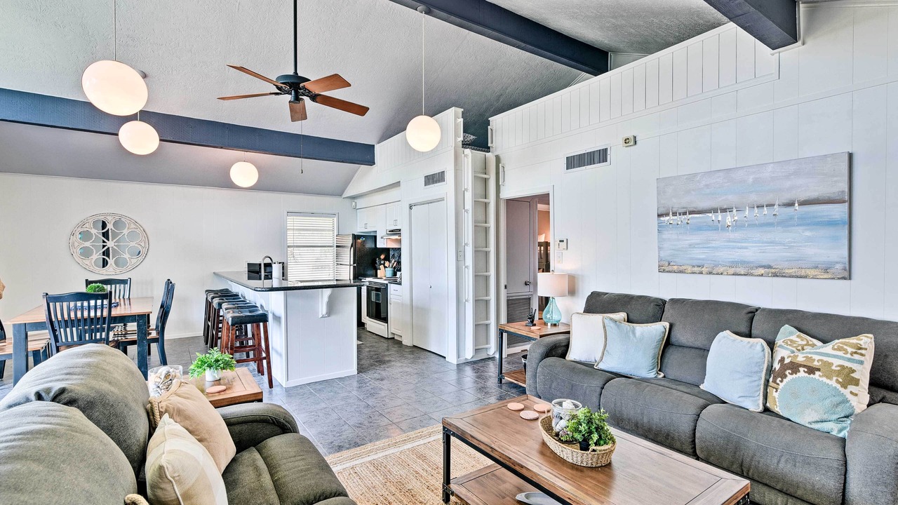 Photo of Bedroom in Pirates Beach