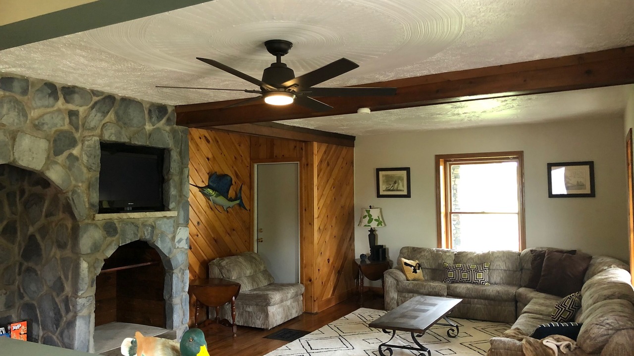 Photo of Livingroom in Cleveland