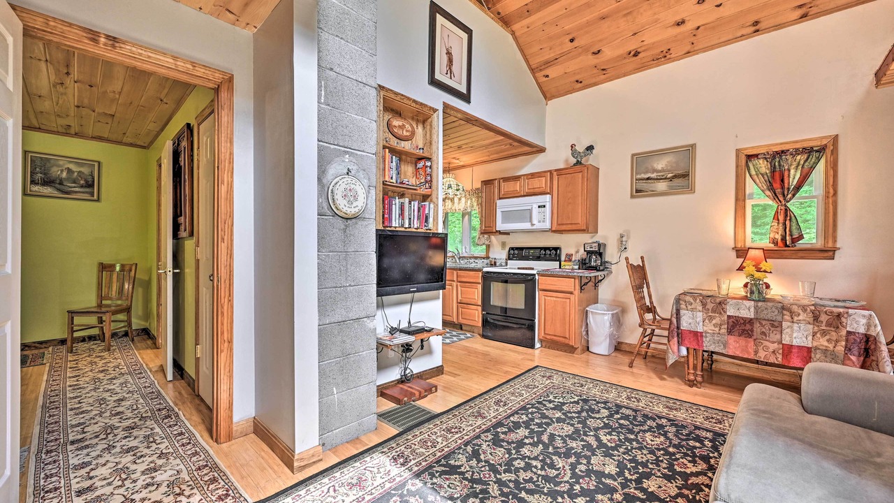 Photo of Livingroom in Jay