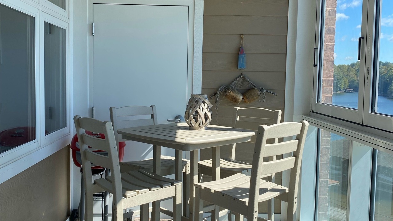Photo of Outdoor in Smith Mountain Lake