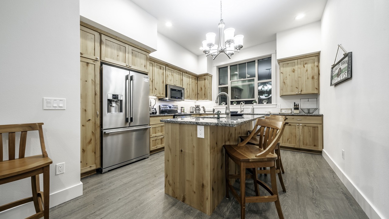 Photo of Kitchen in Coos Bay