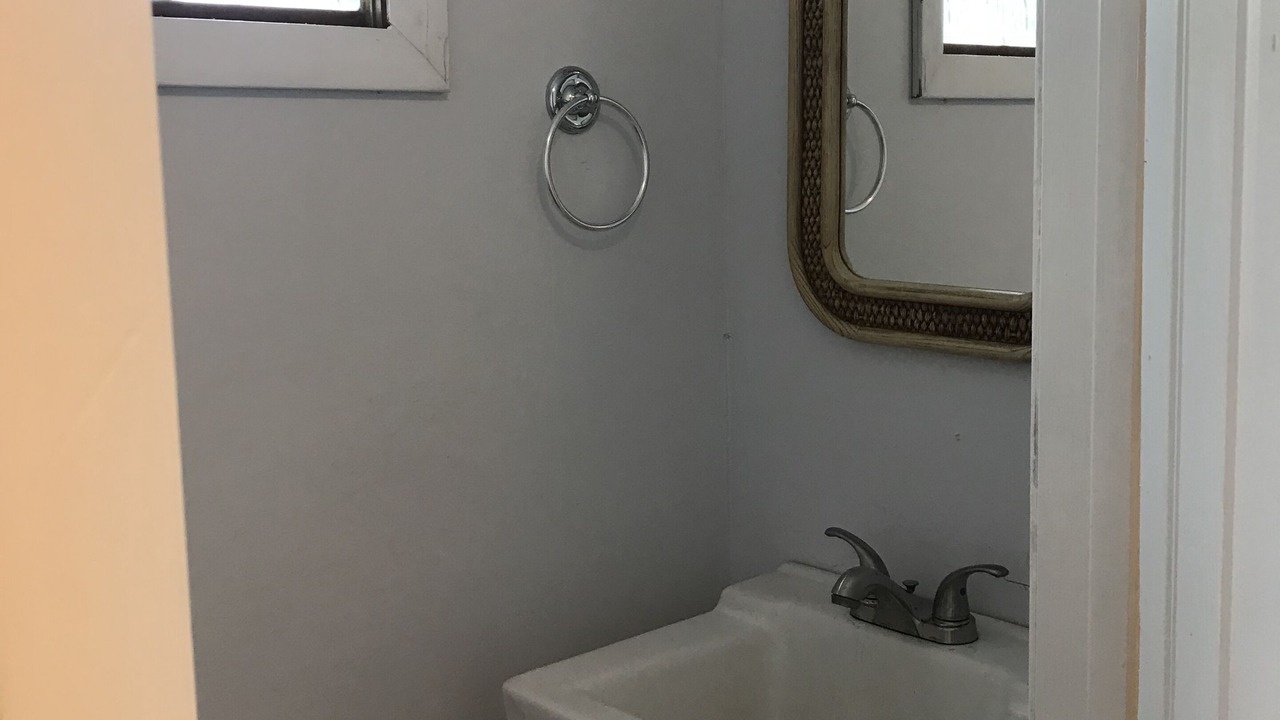 Photo of Bathroom in Front Park