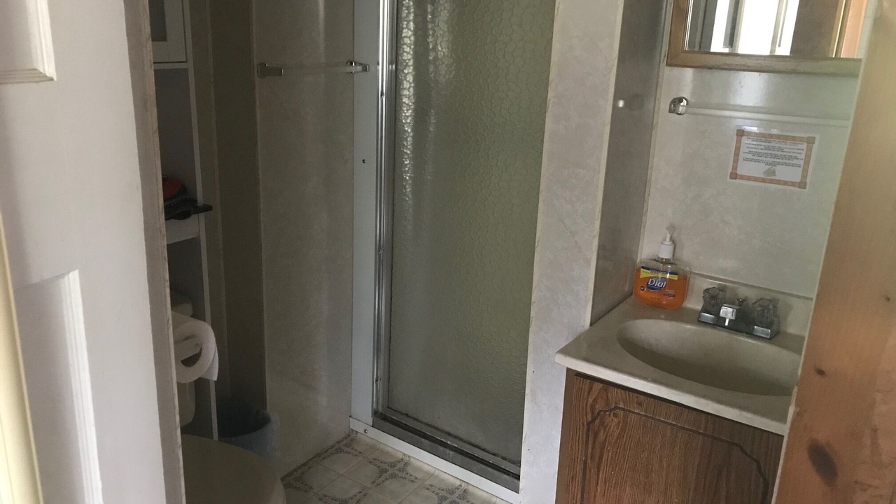 Photo of Bathroom in Hadley