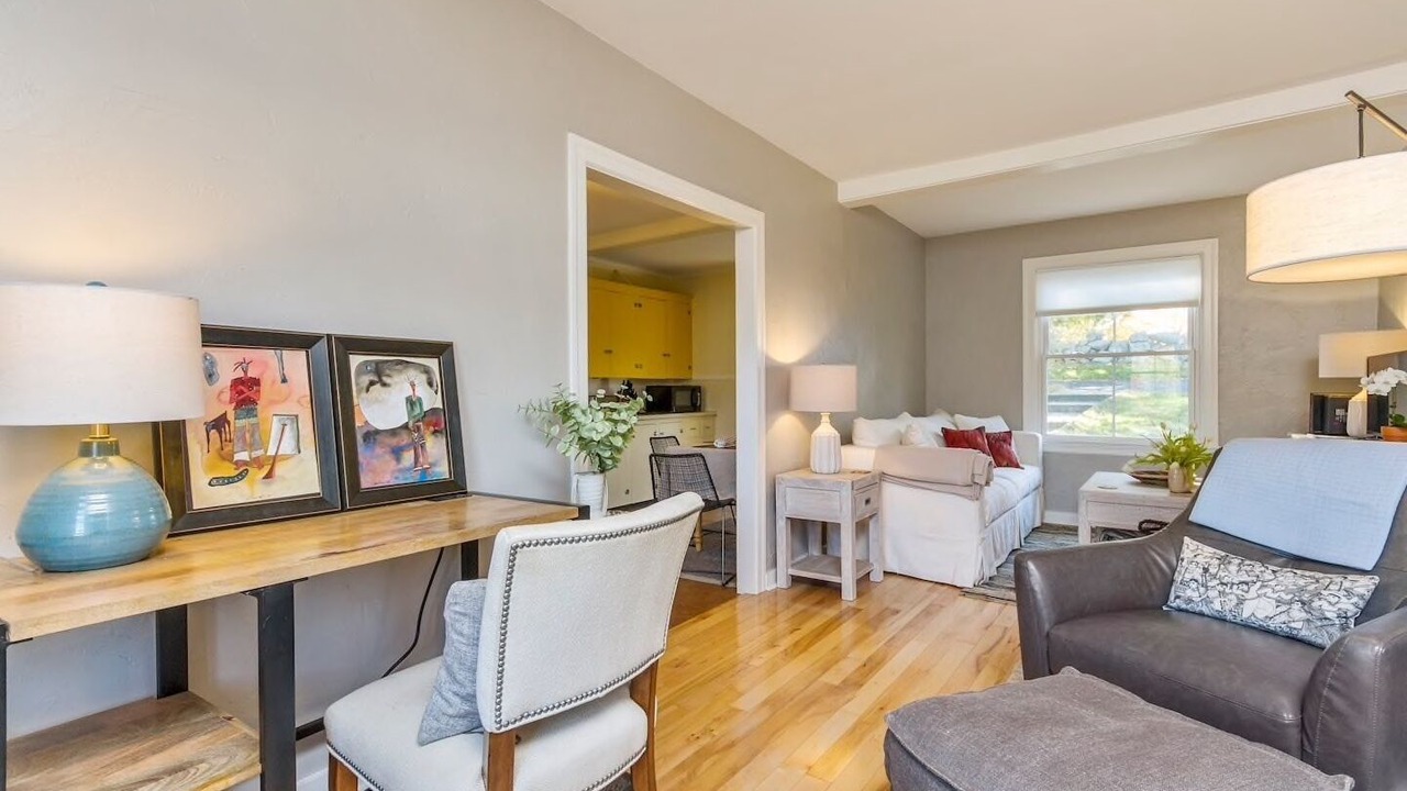 Photo of Livingroom in Durham