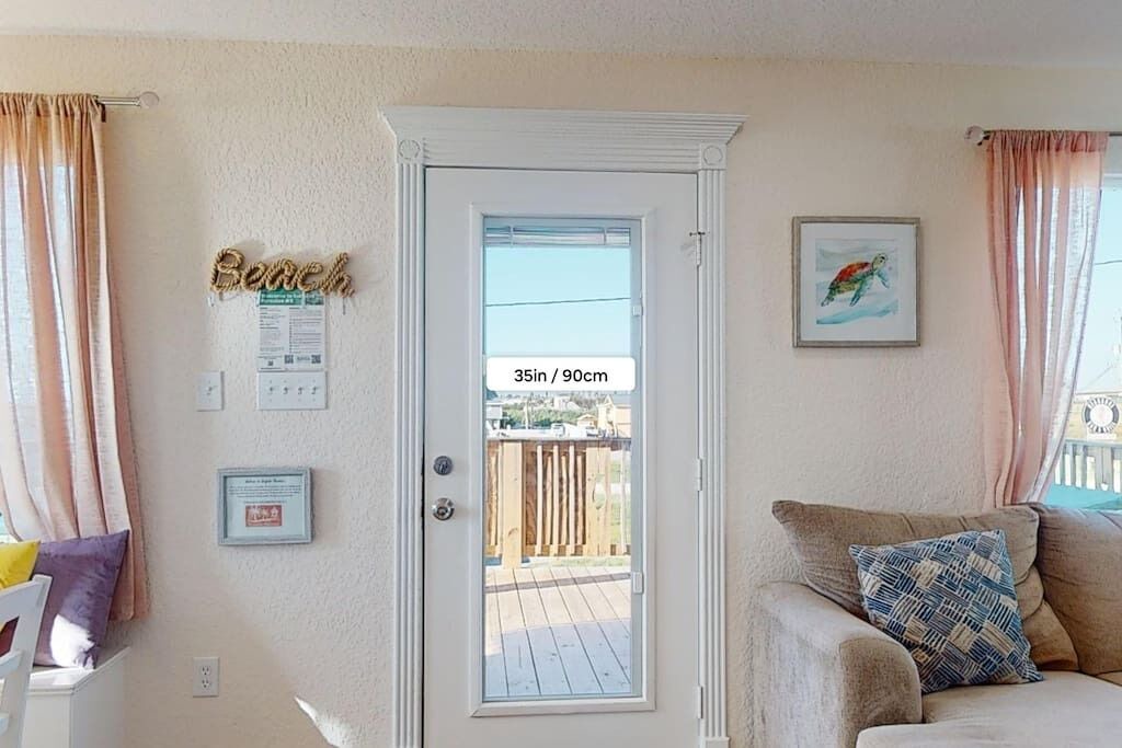 Photo of Livingroom in Surfside Beach
