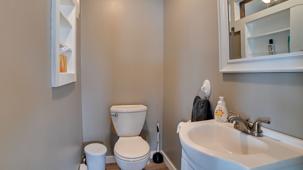 Photo of Bathroom in Seneca Falls