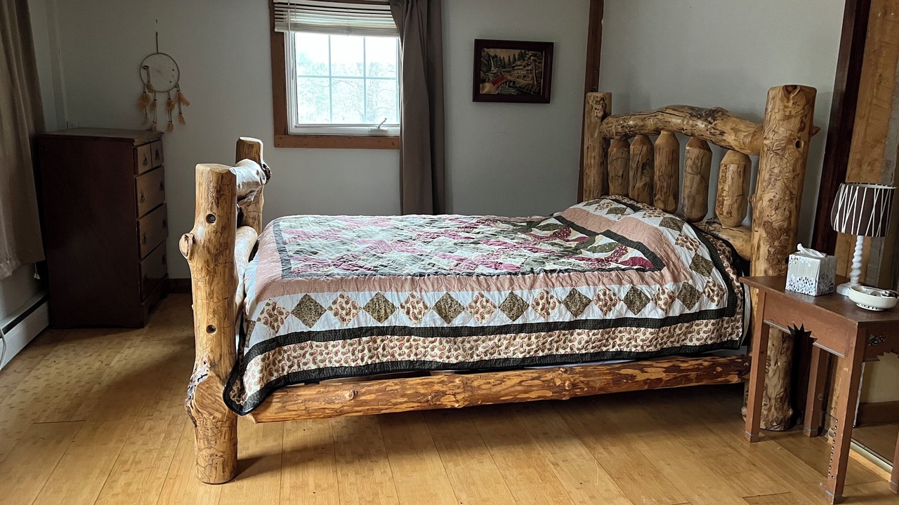Photo of Bedroom in Gaylordsville