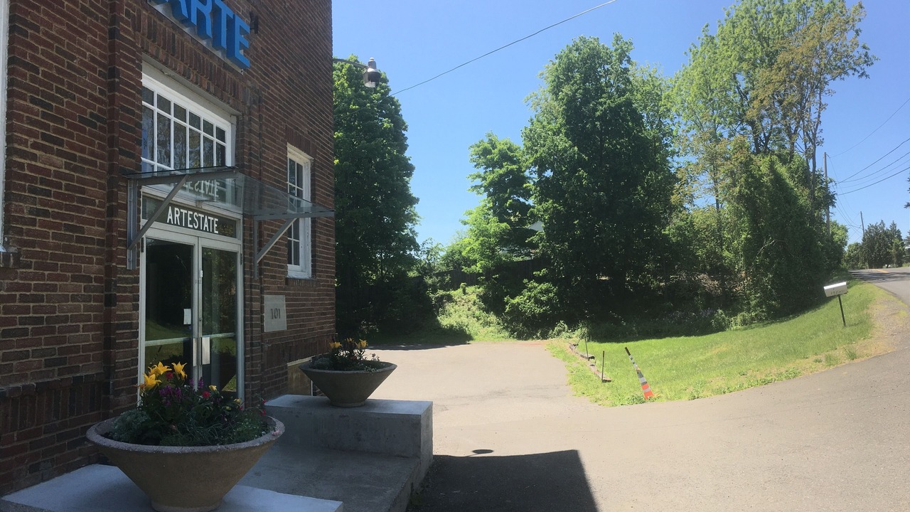 Photo of Outdoor in Hudson