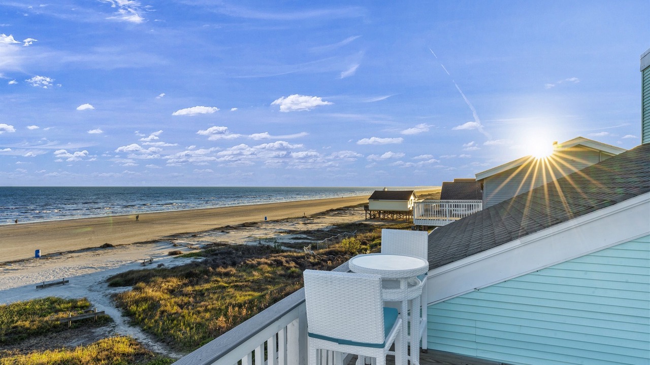 Photo of Patio Balcony in Terramar Beach