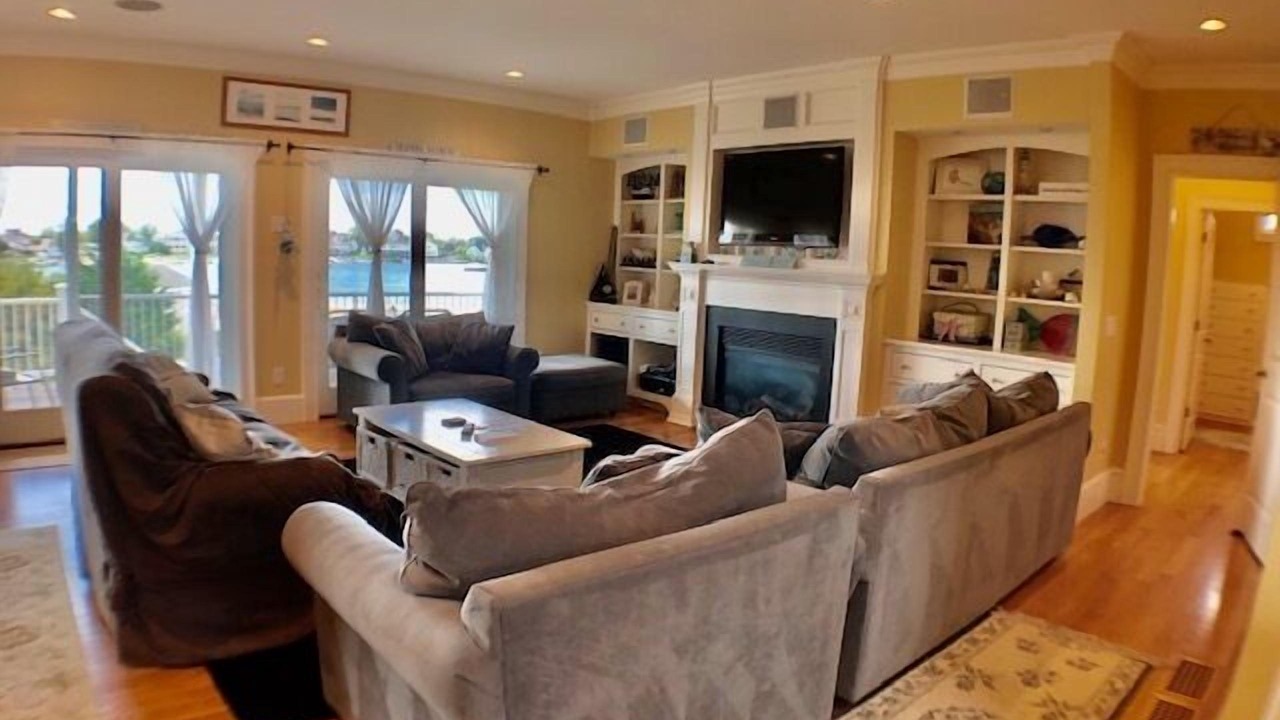 Photo of Livingroom in Hyannis