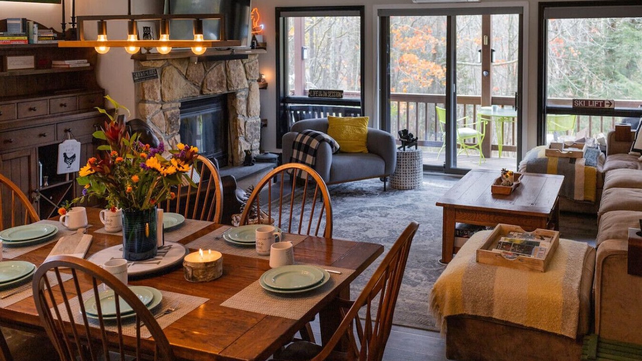 Photo of Livingroom in East Jewett