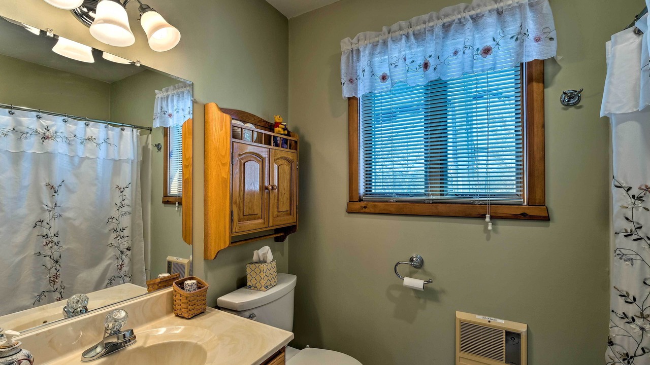 Photo of Bathroom in Cleverdale
