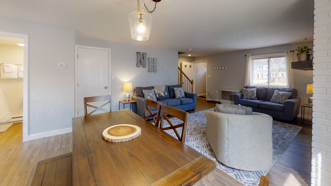 Photo of Livingroom in North Woodstock