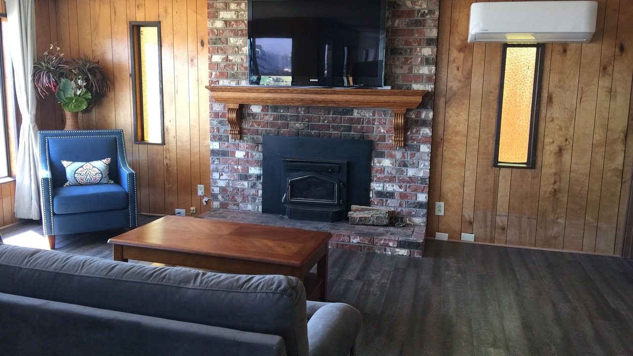 Photo of Livingroom in Clinton
