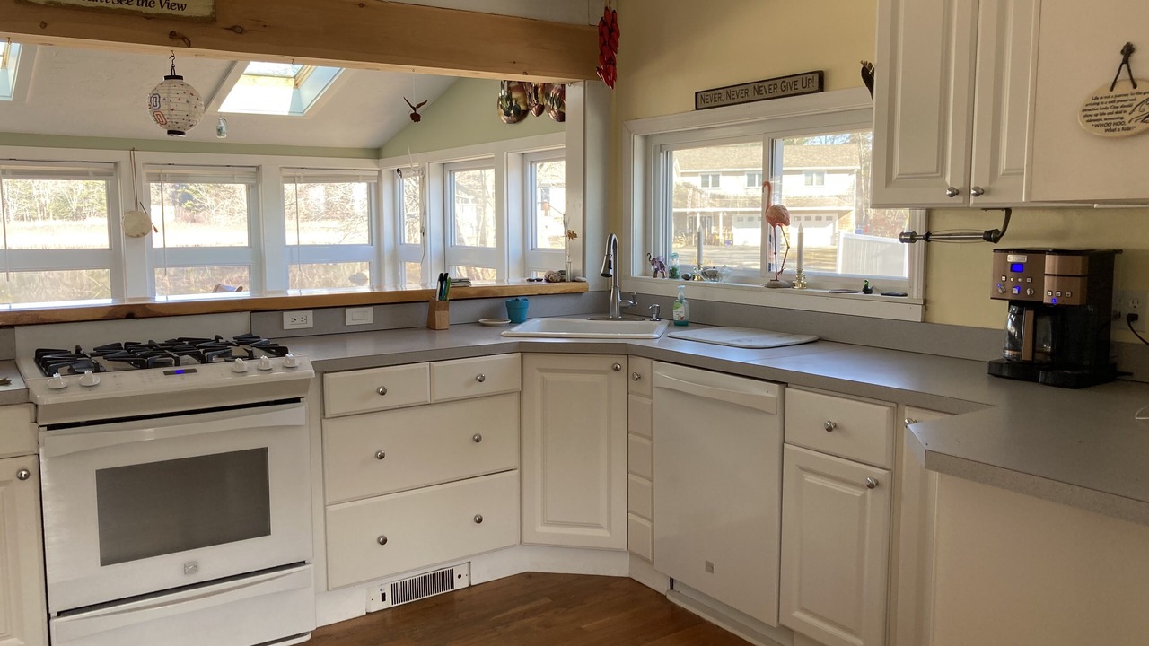 Photo of Kitchen in Hampton